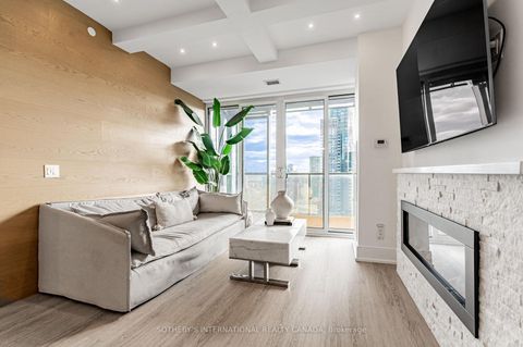 Photo 10 at 4511 - 7 Grenville Street, Bay Street Corridor, Toronto