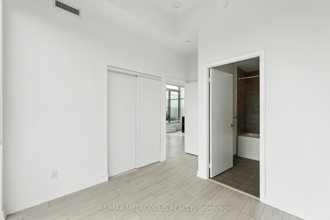 Photo 5 at 815 - 500 Dupont Street, Annex, Toronto