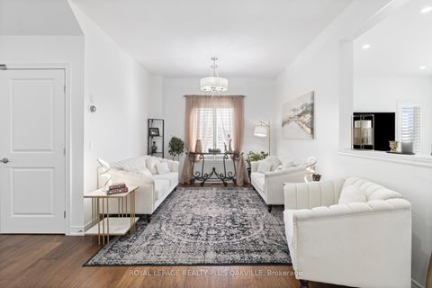 Photo 8 at 2386 Natasha Circle, BC Bronte Creek, Oakville