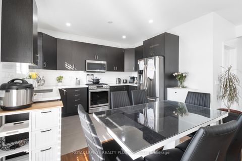 Photo 23 at 2386 Natasha Circle, BC Bronte Creek, Oakville