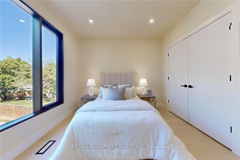 Photo 31 at 28 Dunsmore Gardens, Clanton Park, Toronto