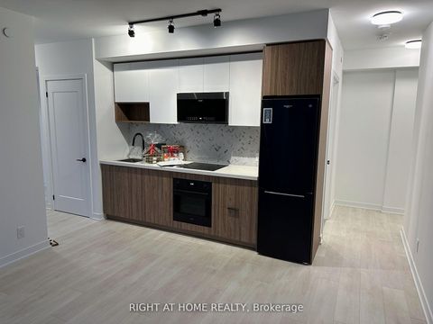 Photo 2 at 710 - 5 Defries Street S, Regent Park, Toronto