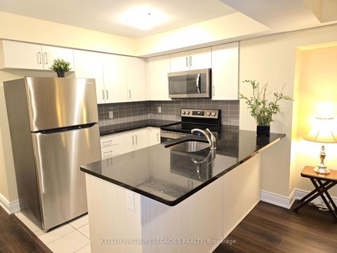 Photo 5 at 107 - 7 Applewood Lane, Etobicoke West Mall, Toronto