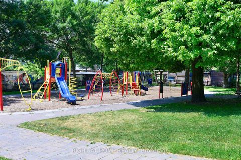 Photo 17 at 1995 Dundas Street W, Roncesvalles, Toronto