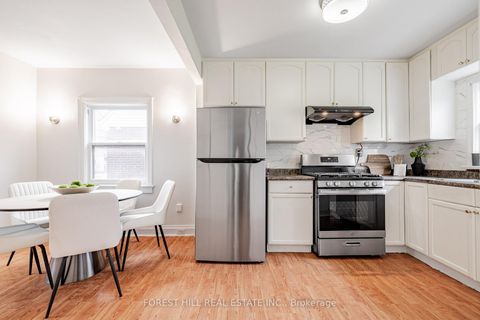 Photo 9 at 174 Avondale Avenue, Willowdale East, Toronto