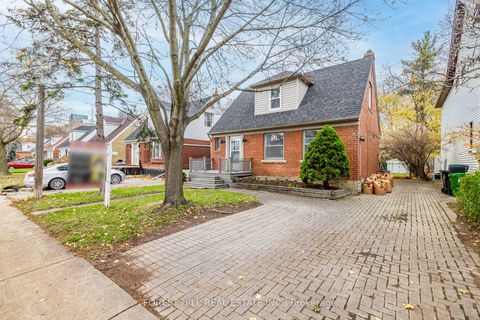 Photo 29 at 174 Avondale Avenue, Willowdale East, Toronto