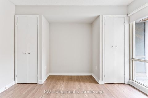 Photo 12 at 208 - 10 Navy Wharf Court, Waterfront Communities C1, Toronto