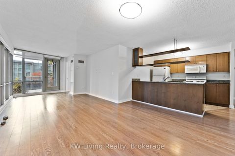 Photo 16 at 208 - 10 Navy Wharf Court, Waterfront Communities C1, Toronto