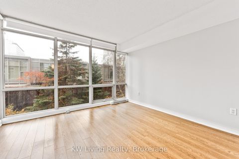 Photo 26 at 208 - 10 Navy Wharf Court, Waterfront Communities C1, Toronto