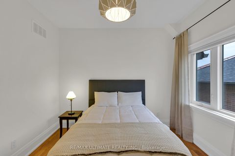 Photo 21 at 743 Glencairn Avenue, Lawrence, Toronto