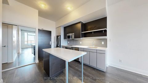 Photo 9 at 617 - 399 Spring Garden Avenue, Willowdale East, Toronto