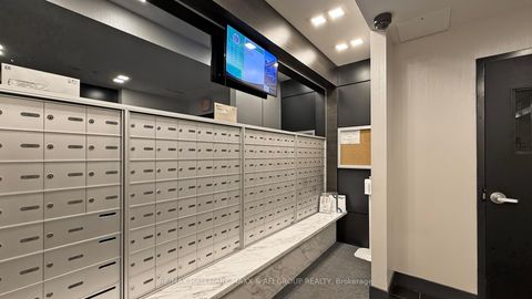 Photo 46 at 617 - 399 Spring Garden Avenue, Willowdale East, Toronto