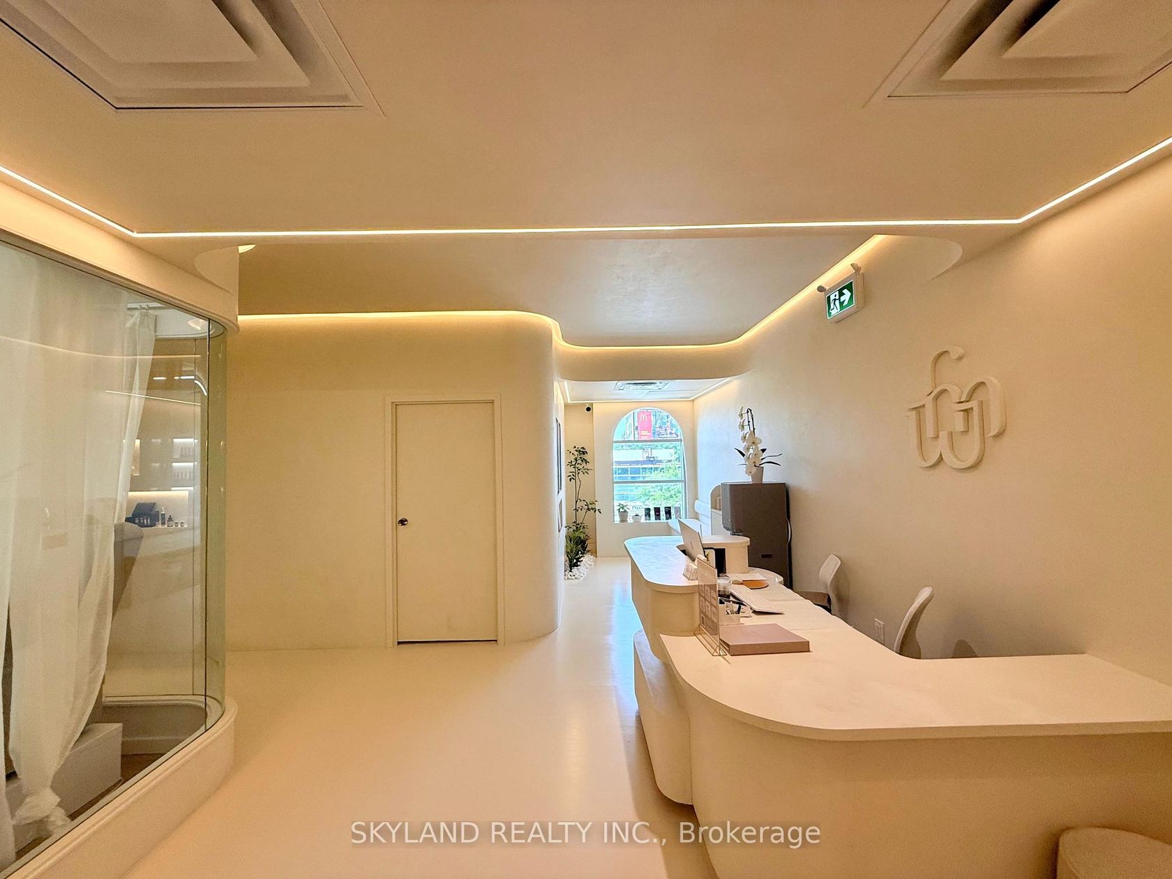 305 - 77 Finch Avenue W, Willowdale West, Toronto photo 1