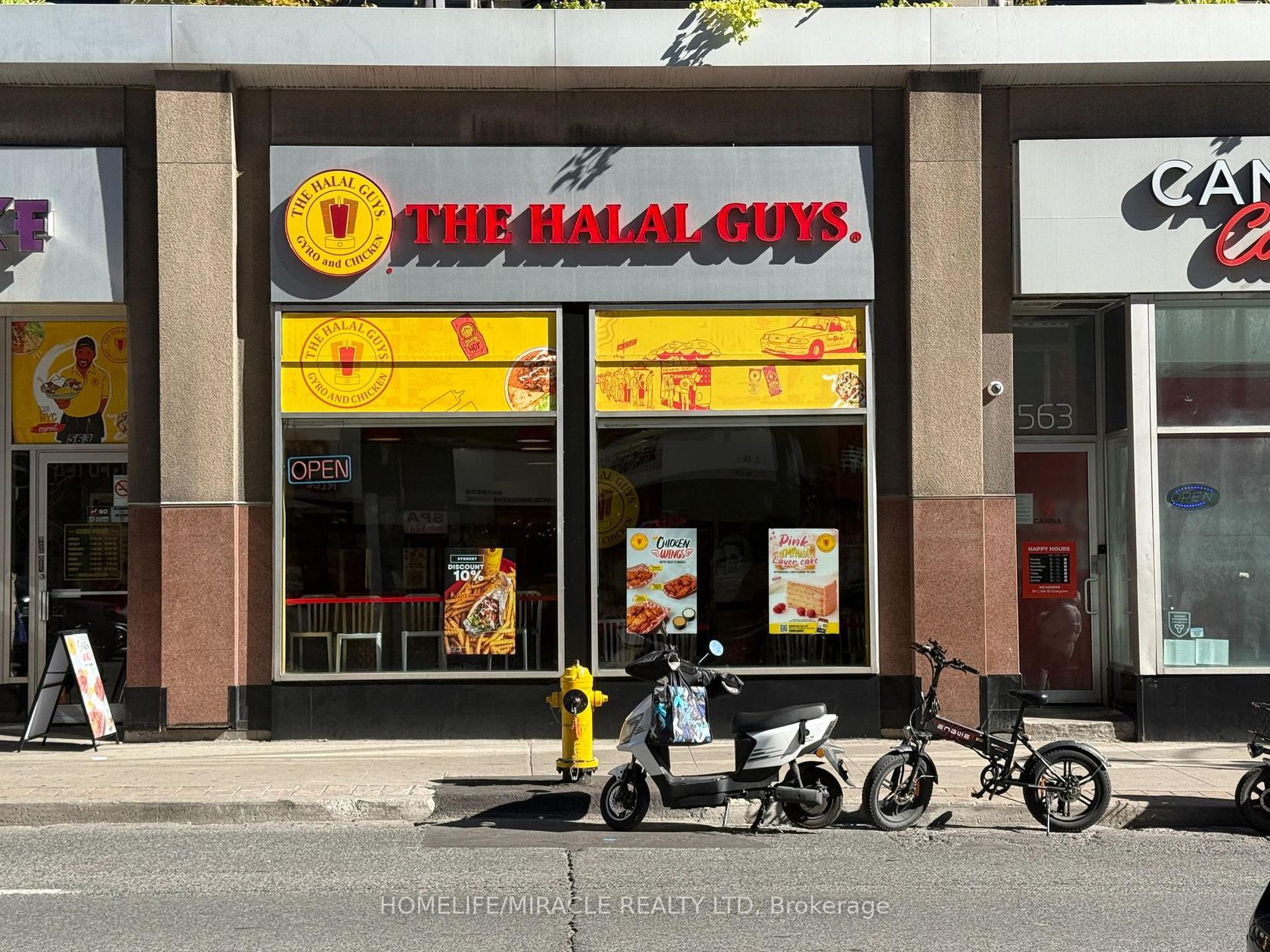 563 Yonge Street, Yonge Corridor, Toronto photo number 2