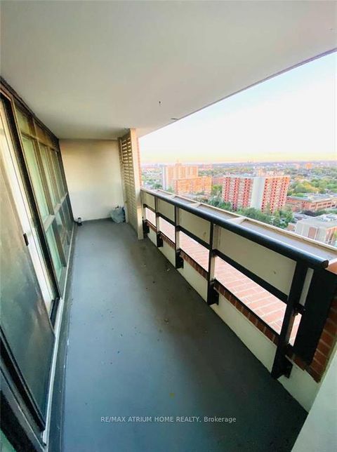 Photo 9 at 1818 - 800 Lawrence Avenue W, Glen Park, Toronto