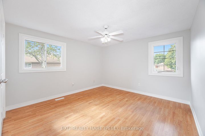 Photo 26 at 60 Esker Drive, Heart Lake East, Brampton