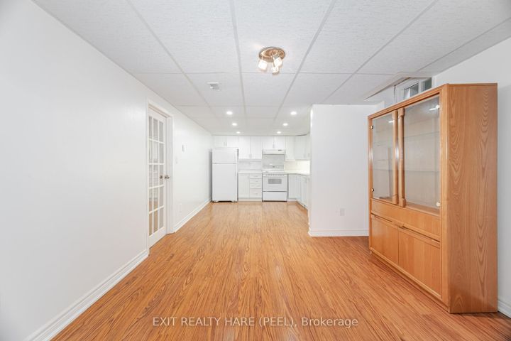 Photo 31 at 60 Esker Drive, Heart Lake East, Brampton