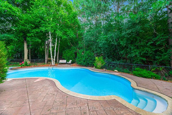 Photo 36 at 60 Esker Drive, Heart Lake East, Brampton