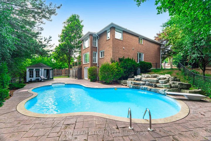 Photo 38 at 60 Esker Drive, Heart Lake East, Brampton