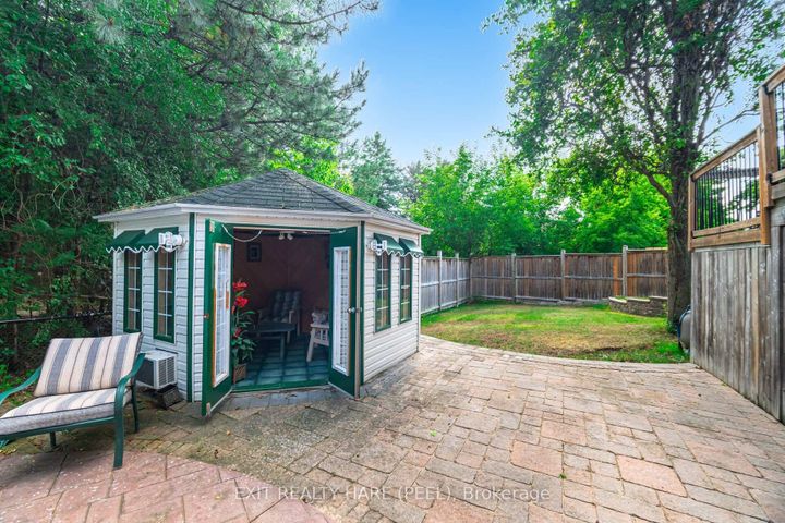 Photo 39 at 60 Esker Drive, Heart Lake East, Brampton