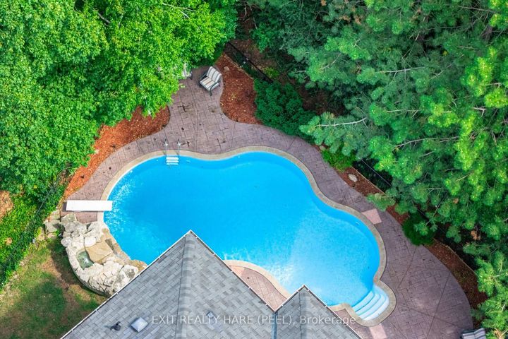 Photo 42 at 60 Esker Drive, Heart Lake East, Brampton