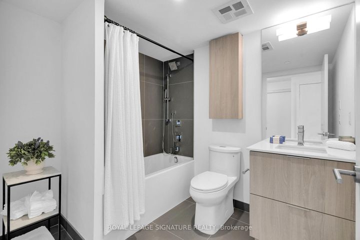 Photo 16 at 3106 - 47 Mutual Street, Yonge Corridor, Toronto