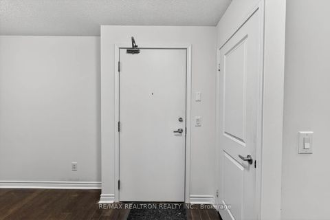 Photo 3 at 209 - 27 Rean Drive, Bayview Village, Toronto