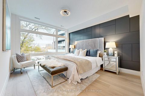 Photo 26 at 4 - 2639 R Dundas Street W, Junction Area, Toronto