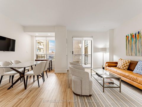 Photo 9 at 607 - 99 Avenue Road, Annex, Toronto