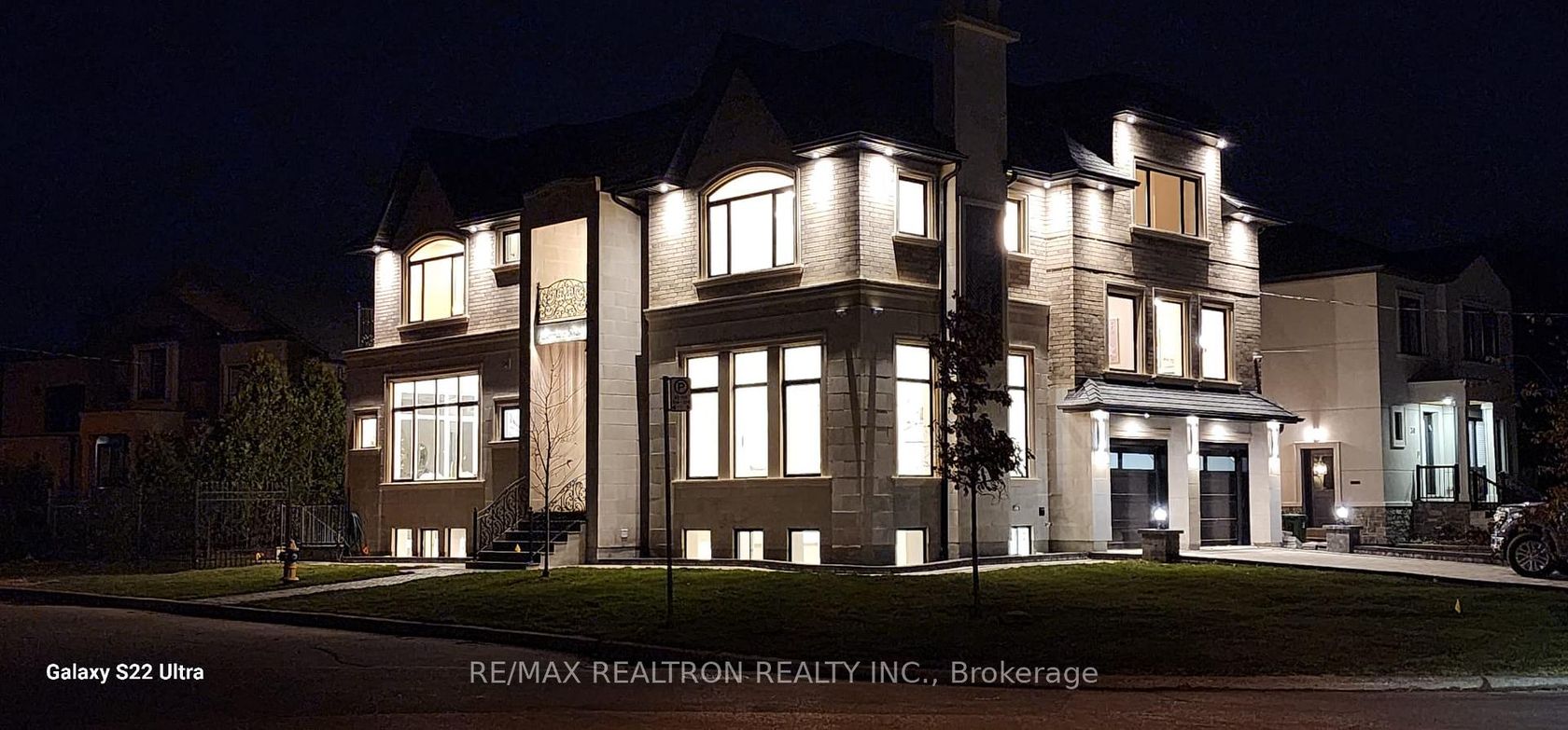 1 Lynnhaven Road, Lawrence, Toronto 