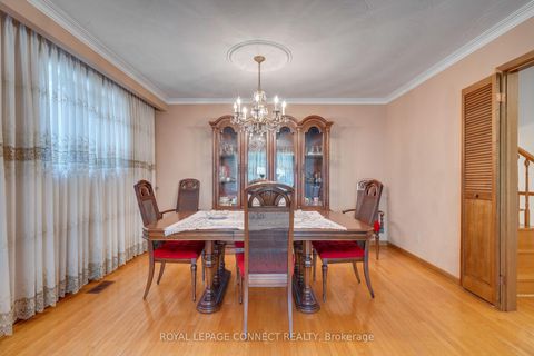Photo 4 at 17 Altair Avenue, L'Amoreaux, Toronto