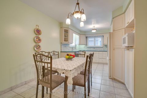 Photo 9 at 17 Altair Avenue, L'Amoreaux, Toronto