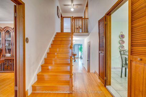 Photo 13 at 17 Altair Avenue, L'Amoreaux, Toronto