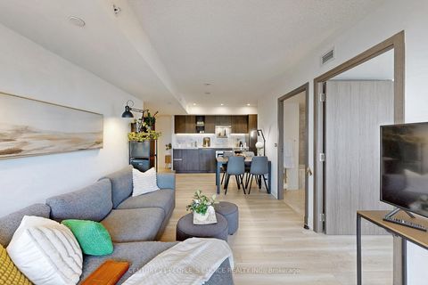 Photo 11 at 1006 - 17 Bathurst Street NW, Waterfront Communities C1, Toronto