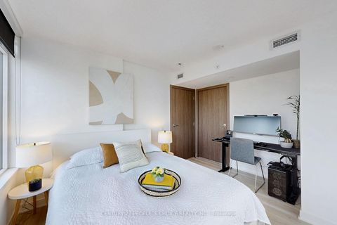 Photo 21 at 1006 - 17 Bathurst Street NW, Waterfront Communities C1, Toronto