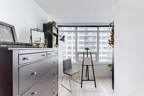 Photo 24 at 1006 - 17 Bathurst Street NW, Waterfront Communities C1, Toronto