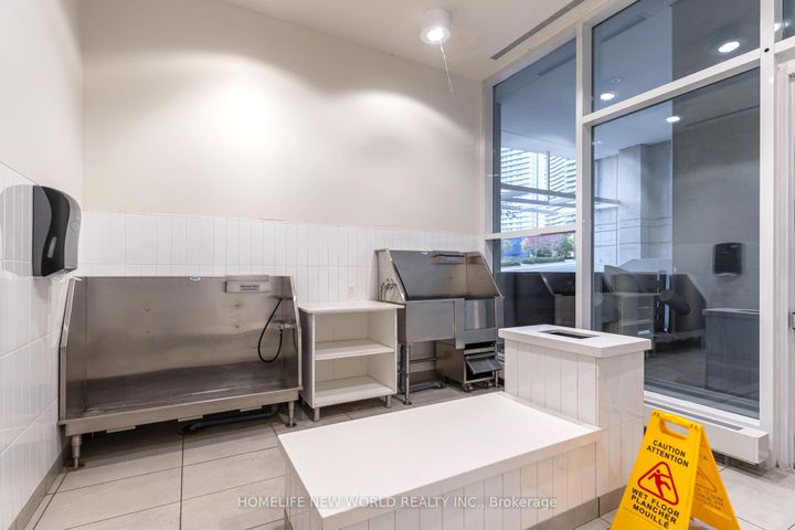 Photo 30 at Th2 - 19 Singer Court, Bayview Village, Toronto