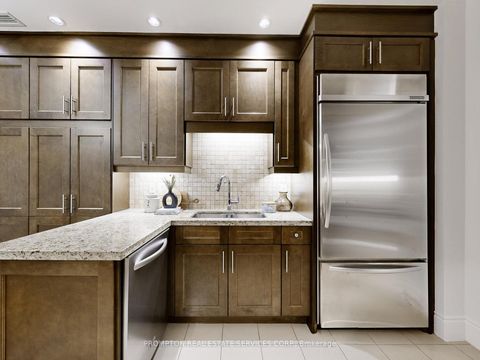 Photo 12 at Th4 - 500 Doris Avenue, Willowdale East, Toronto