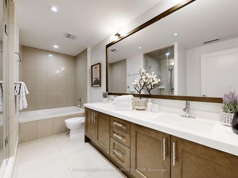 Photo 26 at Th4 - 500 Doris Avenue, Willowdale East, Toronto