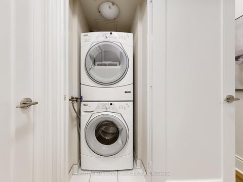 Photo 38 at Th4 - 500 Doris Avenue, Willowdale East, Toronto