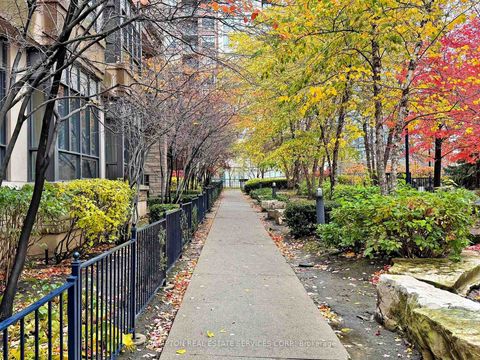 Photo 44 at Th4 - 500 Doris Avenue, Willowdale East, Toronto