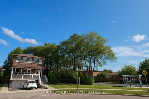 Photo 0 at 47 Sandale Gardens, Bathurst Manor, Toronto