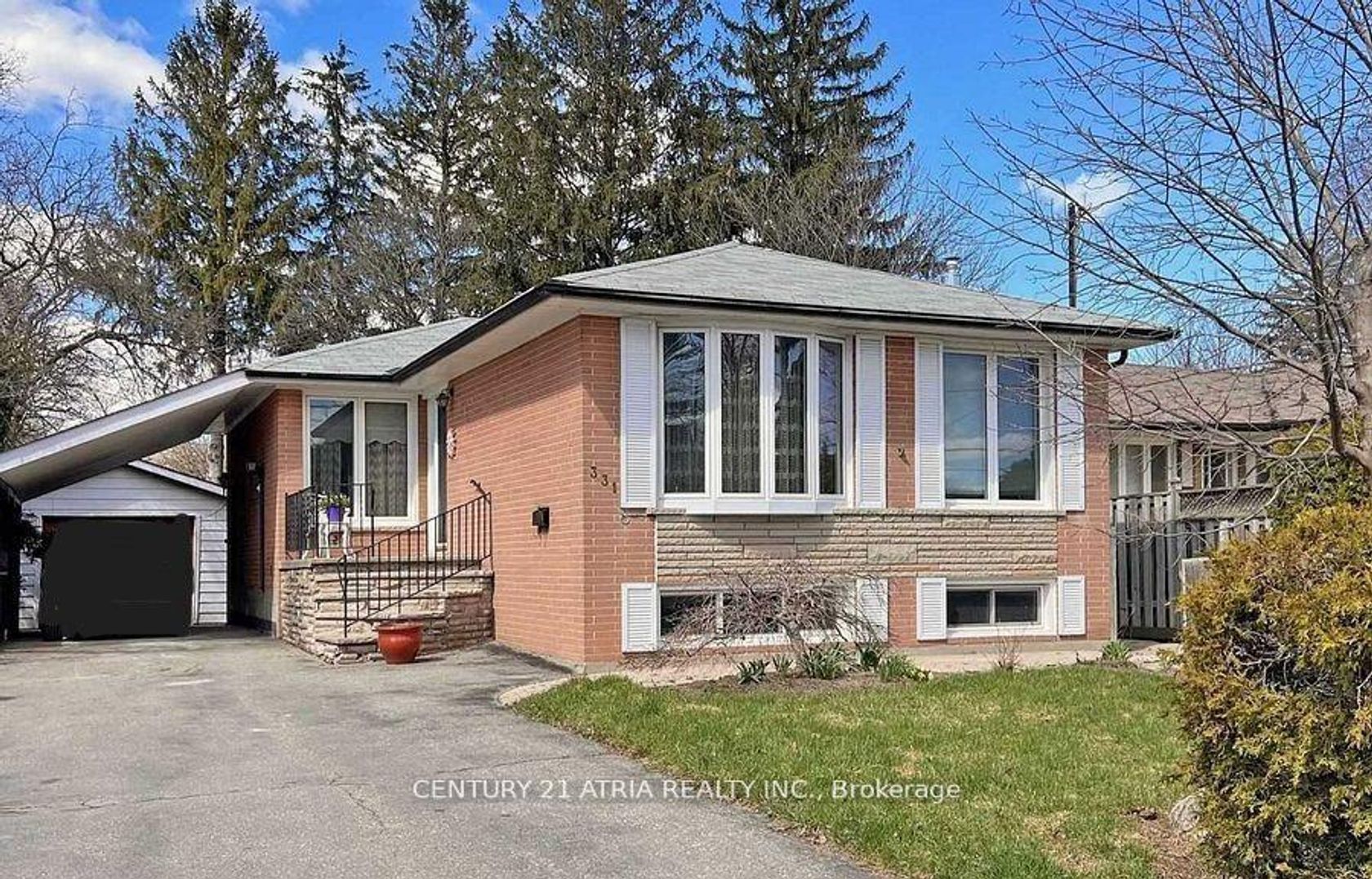 331 Elmwood Avenue, Harding, Richmond Hill 