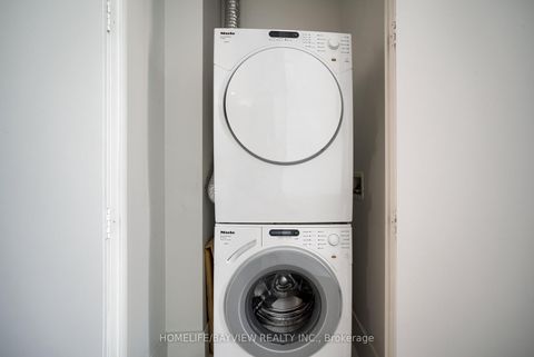 Photo 1 at 308 - 39 Queens Quay E, Waterfront Communities C8, Toronto