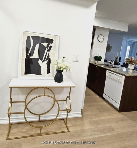 Photo 5 at 1509 - 761 Bay Street, Bay Street Corridor, Toronto