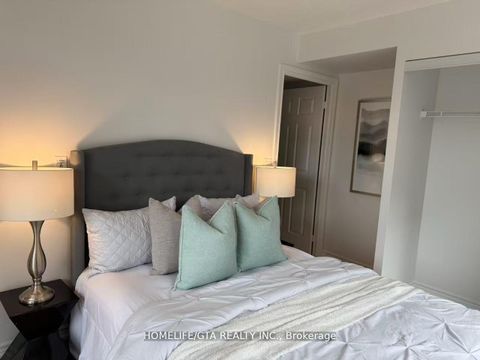 Photo 13 at 1509 - 761 Bay Street, Bay Street Corridor, Toronto