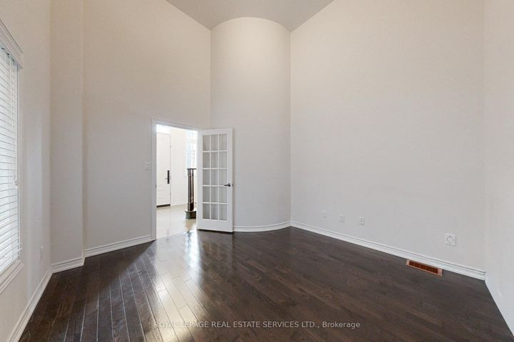 Photo 4 at 107 Rumsey Road, Patterson, Vaughan