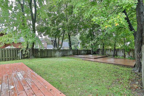 Photo 30 at 43 BARCLAY Road, Clanton Park, Toronto