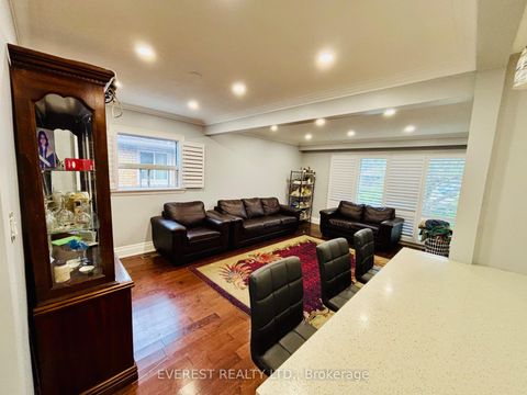 Photo 3 at 6 Maretta Avenue, Eglinton East, Toronto