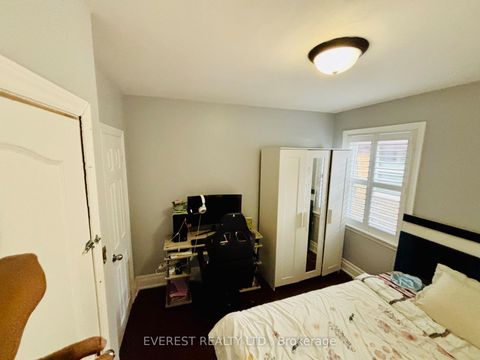 Photo 28 at 6 Maretta Avenue, Eglinton East, Toronto